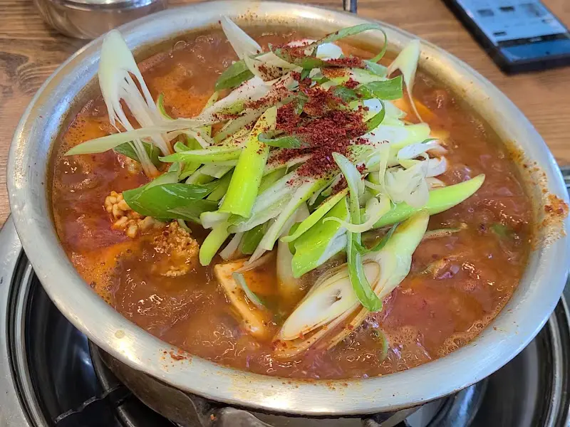 얼큰한 국물이 일품인 동태탕