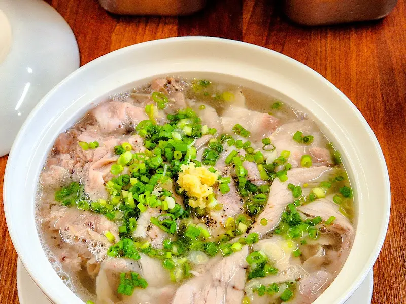 담백한 돼지곰탕