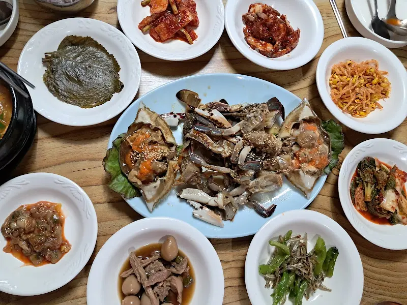 간장게장 한 상 차림