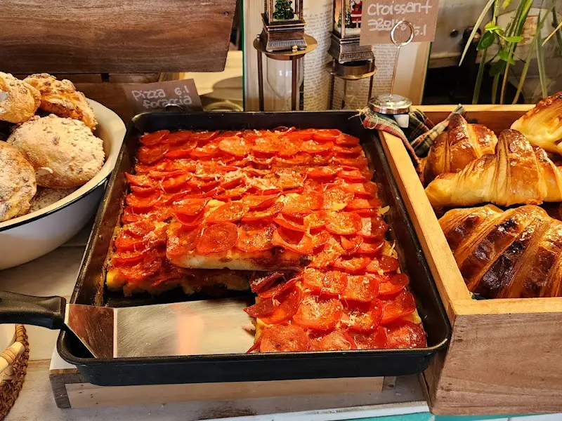 Kiri Kiri Bakery House