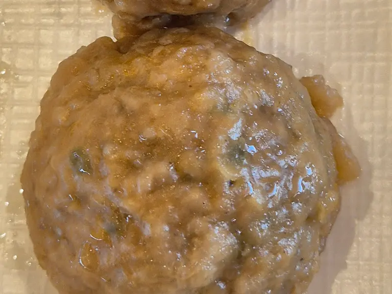 촉촉함이 살아있는 수제 왕만두