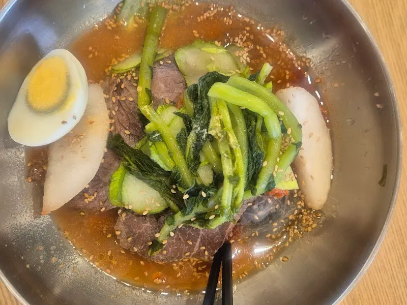 또 다른 각도에서 바라본 섞이미 냉면