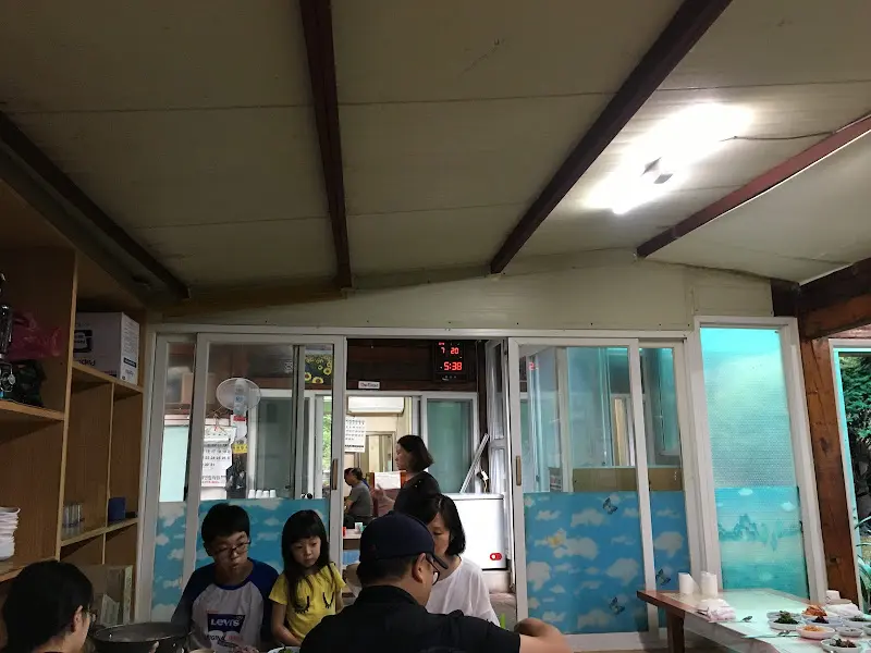 가게 내부 전경