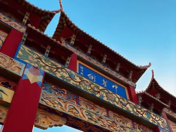 짜장면의 고향, 인천 차이나타운에서 맛보는 레전드 맛집 탐험기