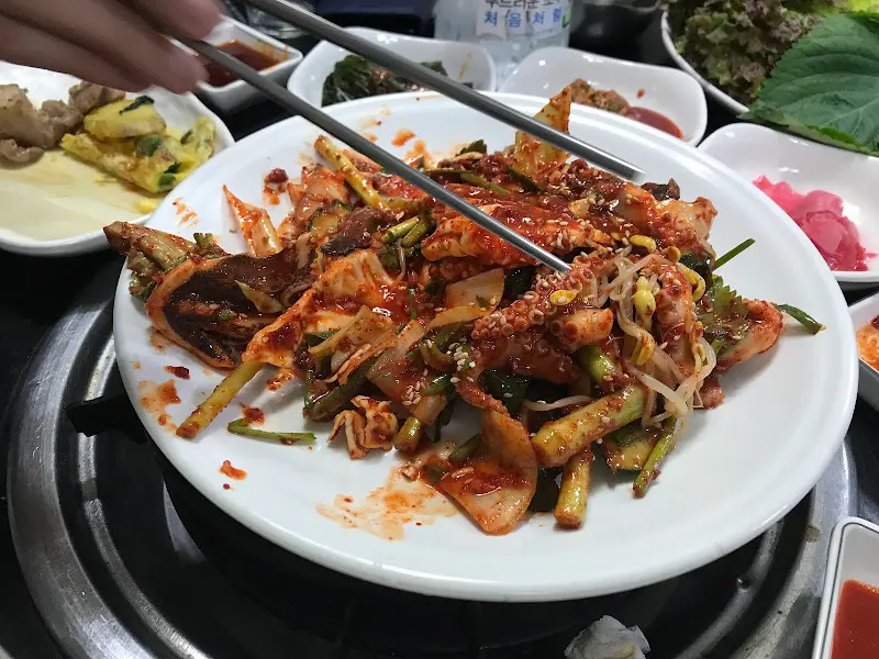 매콤한 갑오징어 볶음