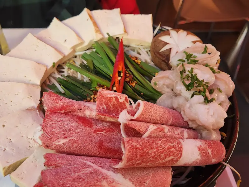 푸짐한 샤브샤브