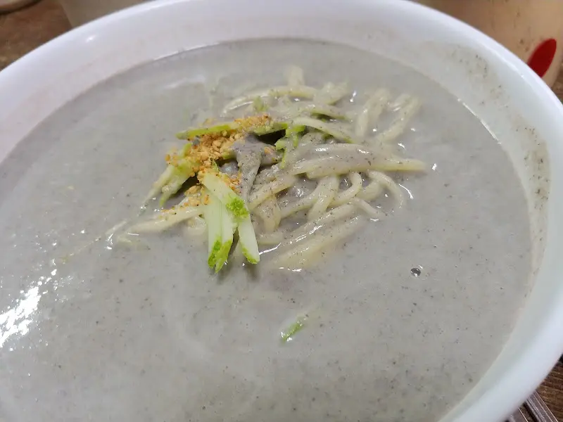 진관삼거리식당 내부 모습