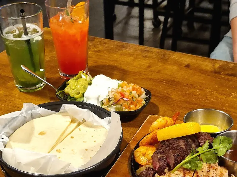 청포도 에이드와 자몽 에이드