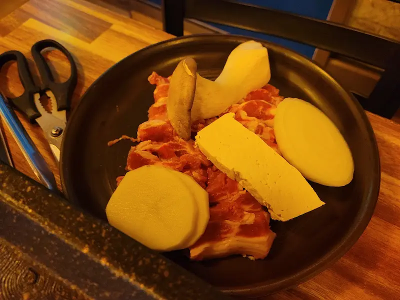 삼겹살과 버섯, 김치