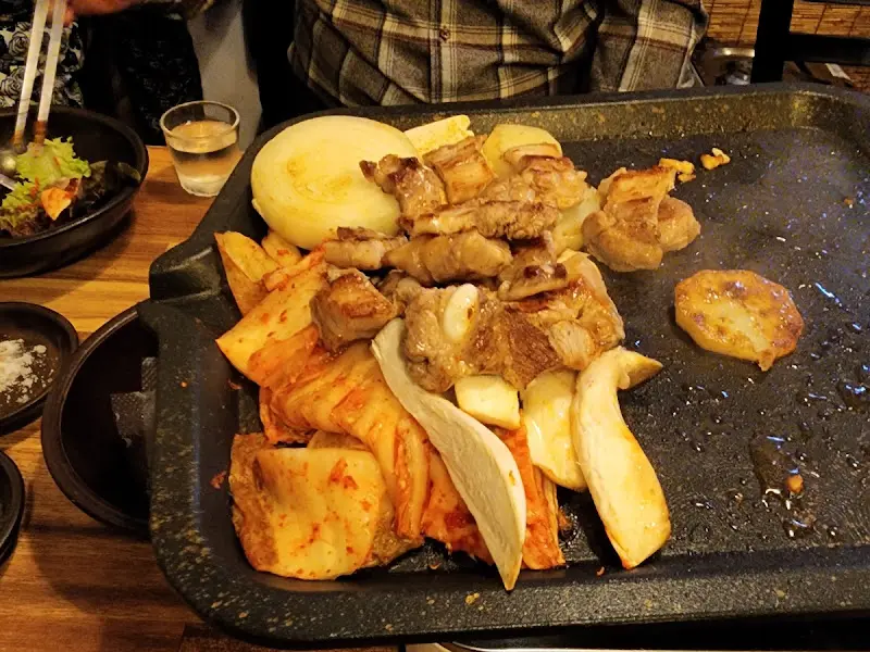 잘 익은 삼겹살