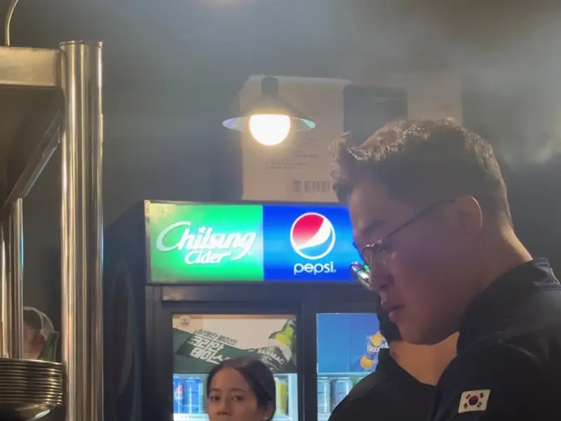 석정갈비 사장님의 모습