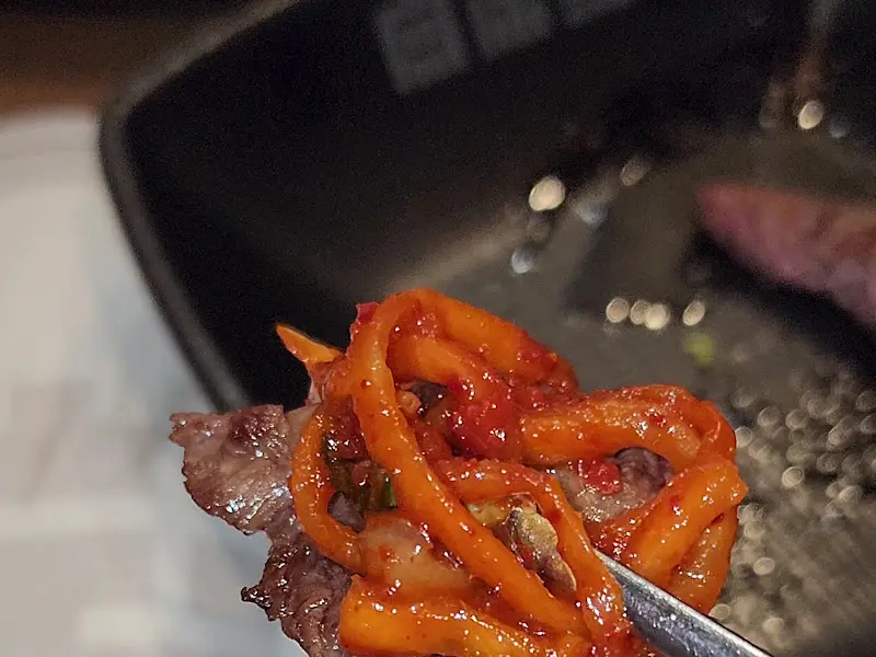 고기와 곁들여 먹는 무생채