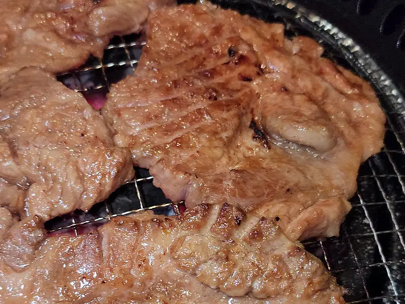 숯불에 구워지는 돼지갈비