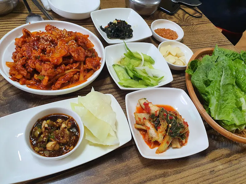 푸짐한 한상차림