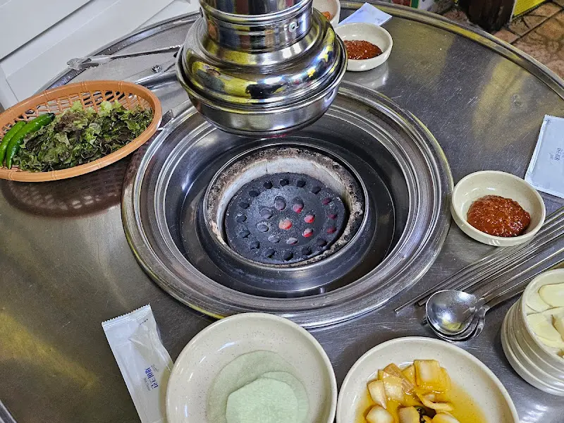 연탄불 활활 타오르는 모습