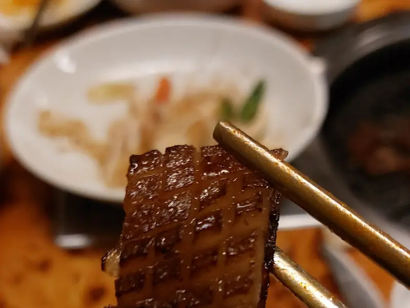 잘 구워진 껍데기