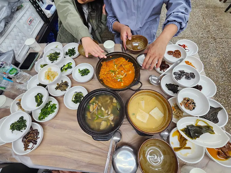 다채로운 나물 반찬