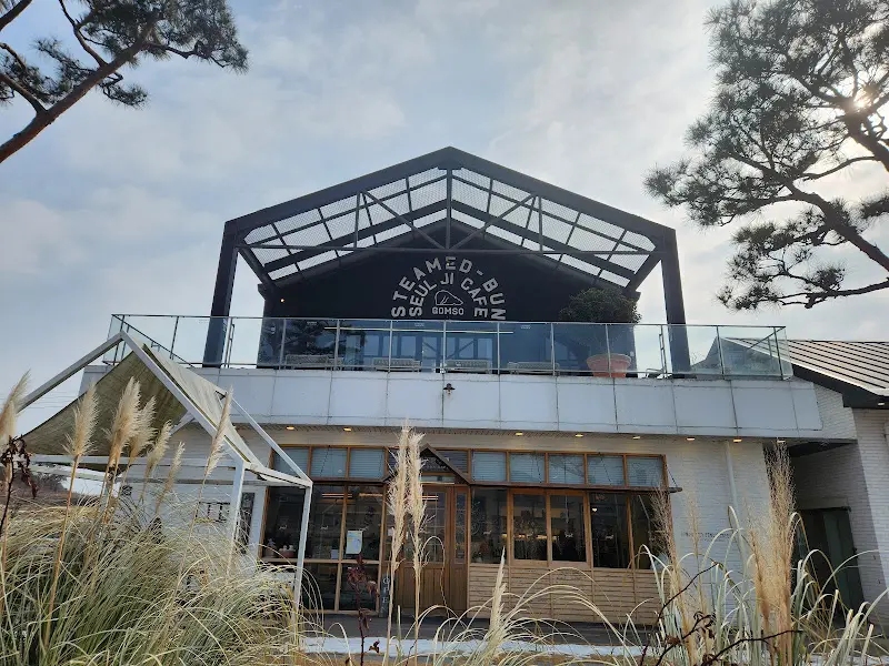 슬지제빵소 외부 전경