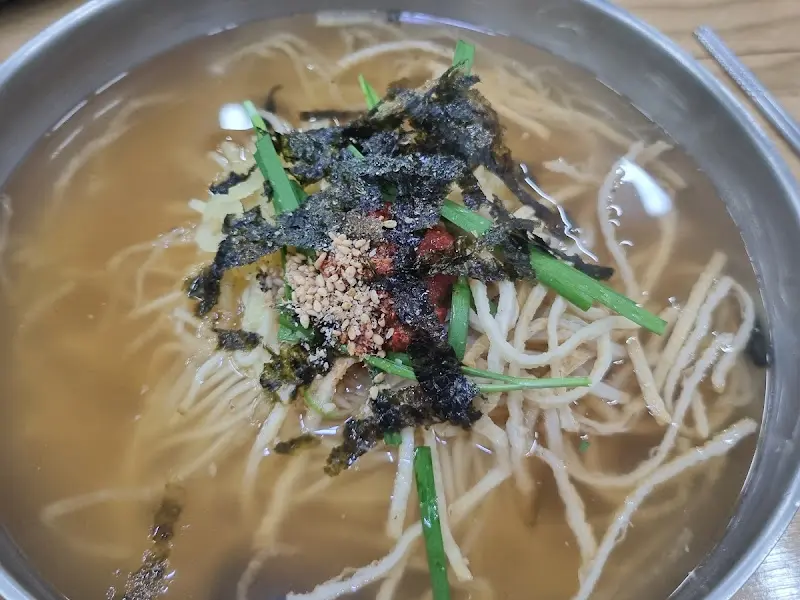 멸치국수