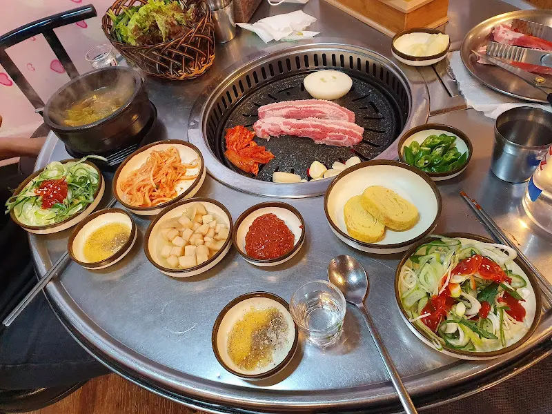 푸짐한 한상차림