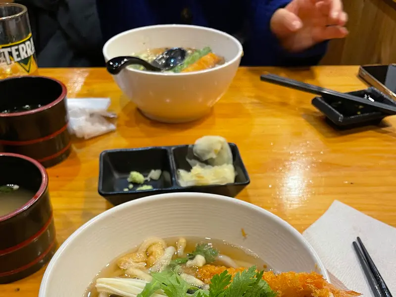 뜨끈한 우동 한 그릇