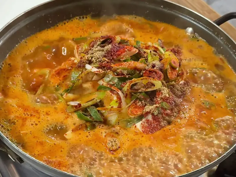 보글보글 짜박두부