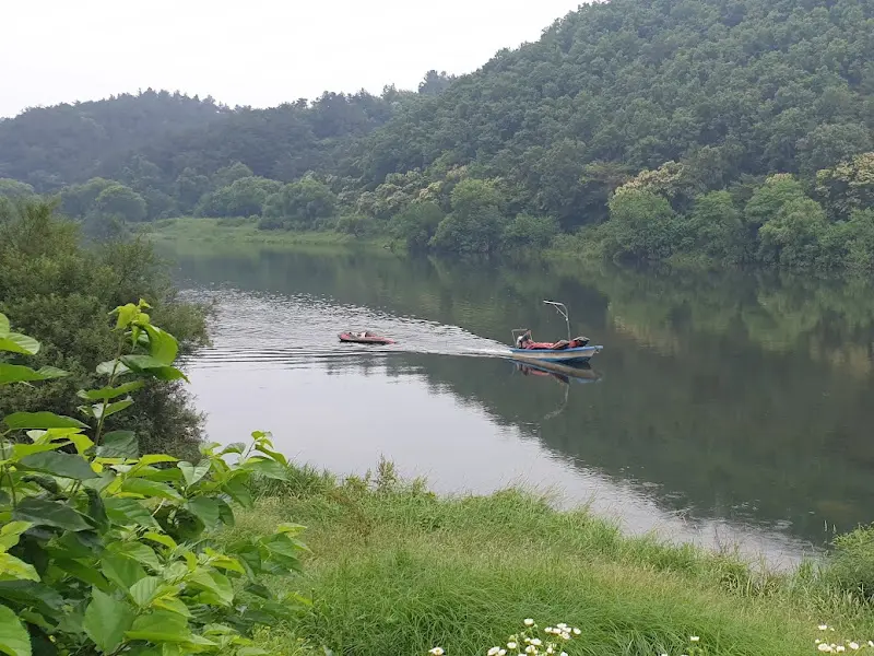 금강의 아름다운 풍경