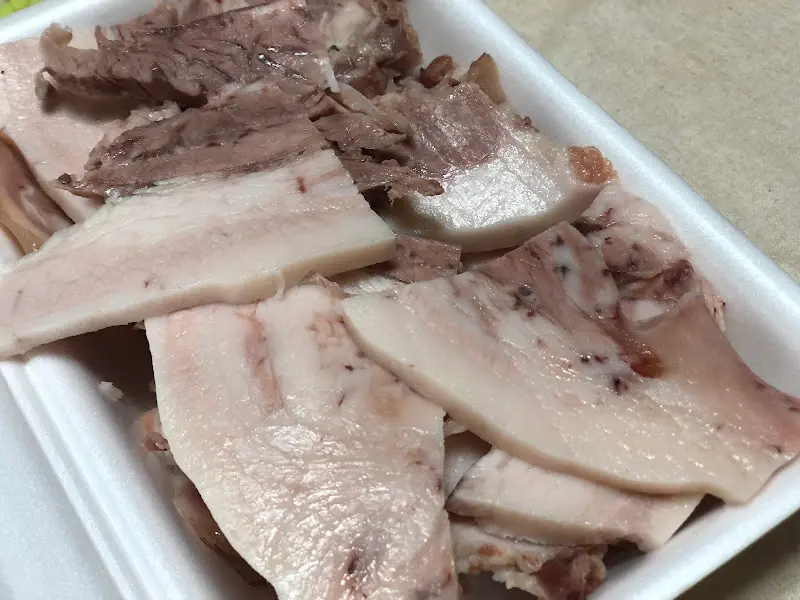 야들야들한 머릿고기 수육