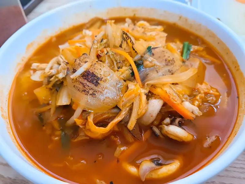 푸짐한 짬뽕의 모습