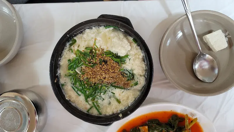 하얀 순두부 찌개