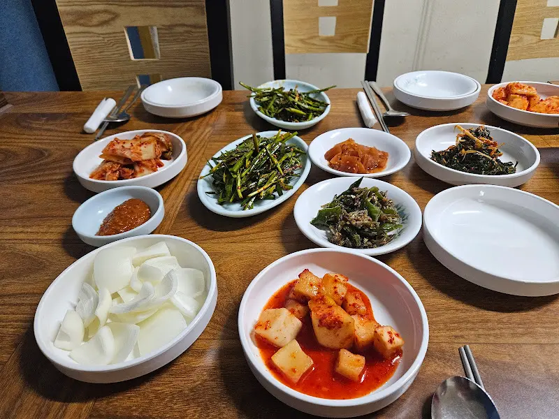 놋전분 비빔밥 상차림