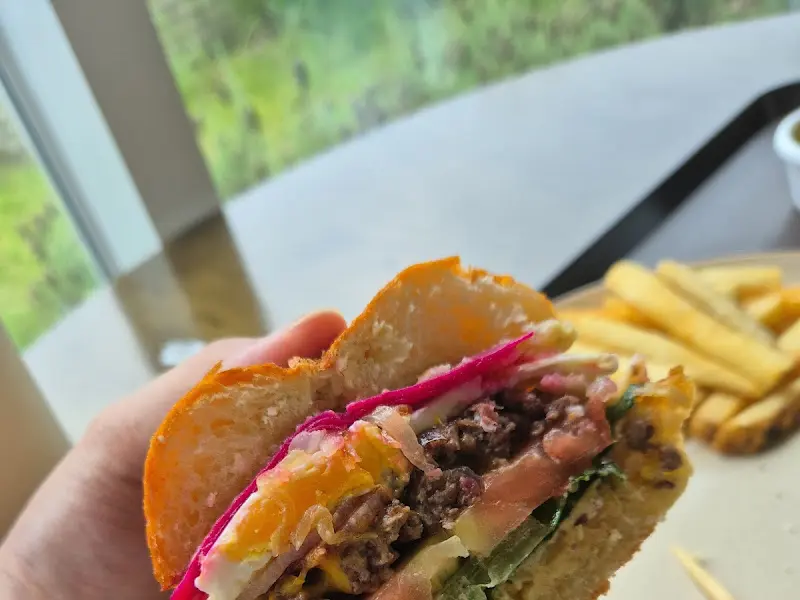 록산 버거 단면