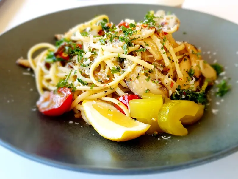 록산 버섯 크림 파스타