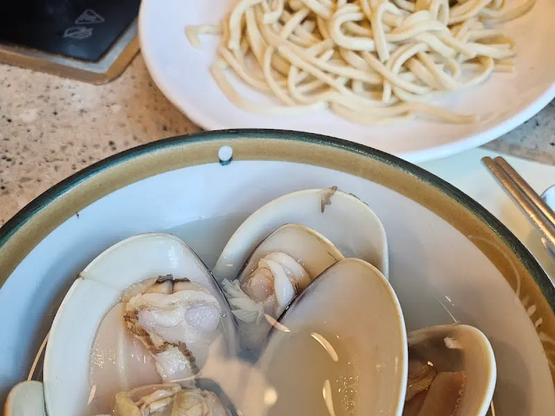 백합과 칼국수 면