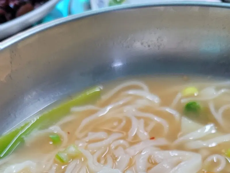 칼국수의 쫄깃한 면발