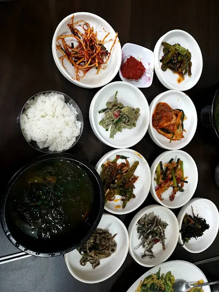 다채로운 밑반찬