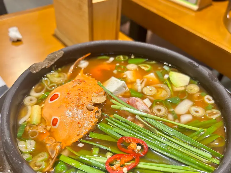 시원하고 칼칼한 꽃게탕