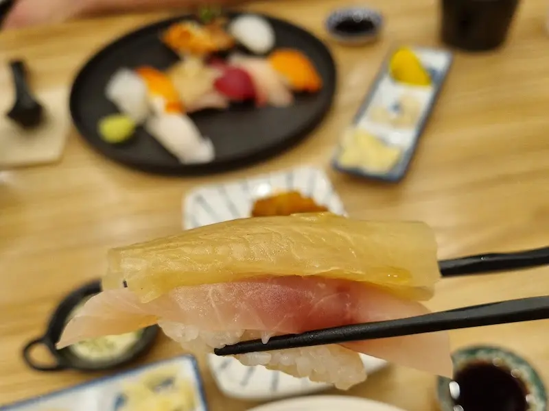 광어 묵은지 초밥