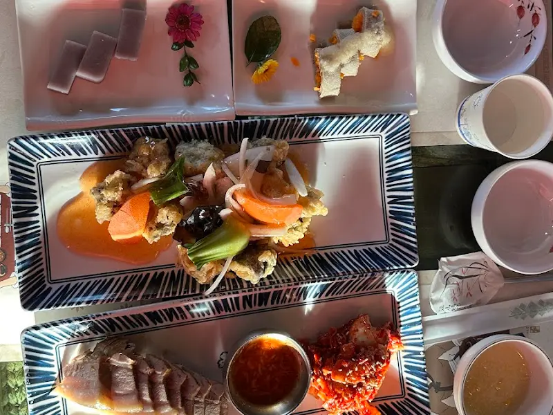 다채로운 메주꽃 정식