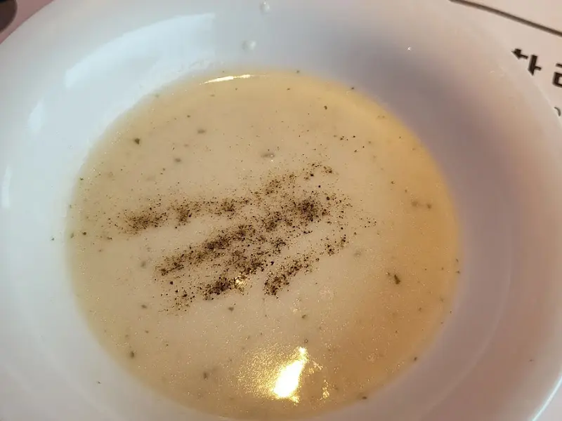 따뜻한 크림 스프