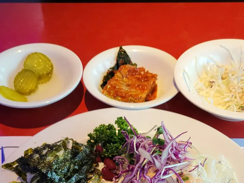 샐러드, 김치, 피클 2