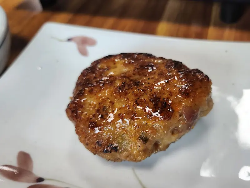 윤기가 흐르는 떡갈비