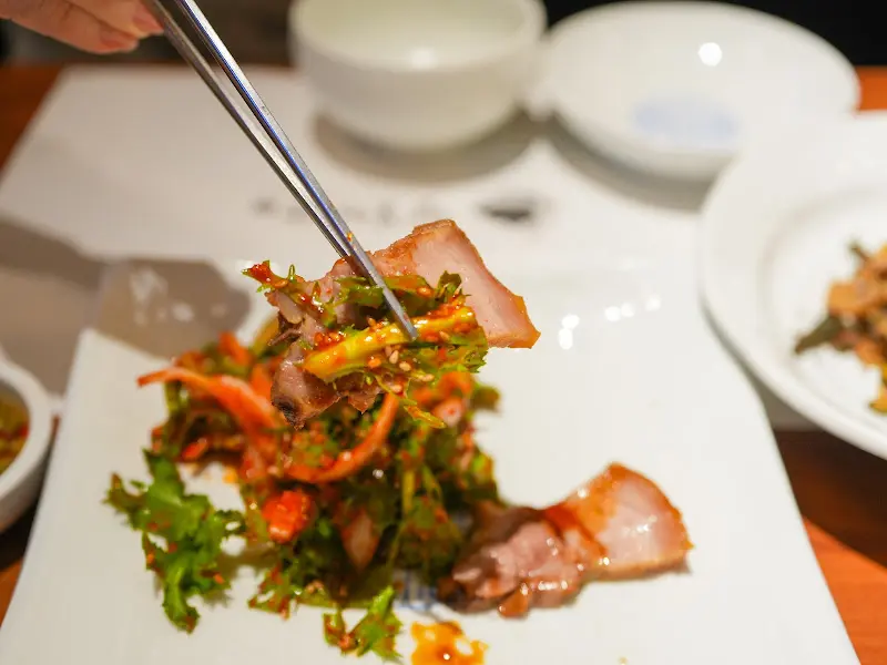 수육과 곁들여 먹는 샐러드