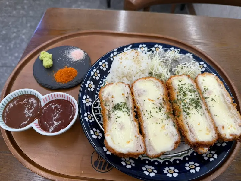 다채로운 돈카츠 소스