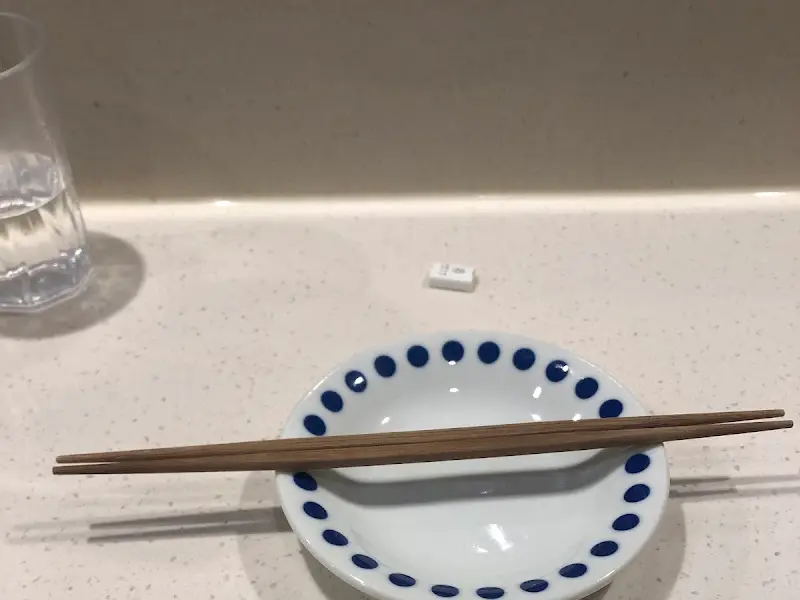 깔끔한 테이블 세팅 사진