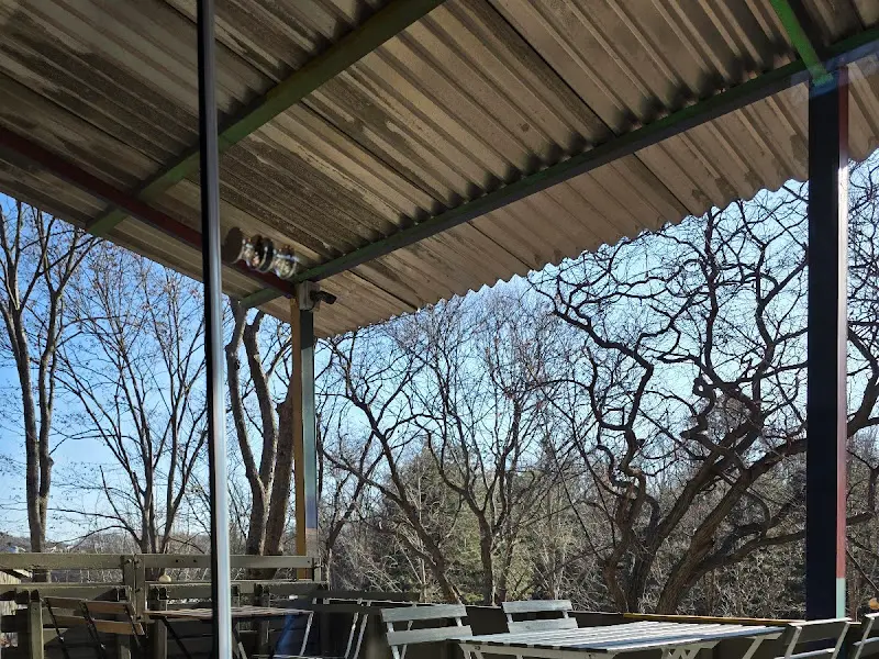 야외 테이블 천장