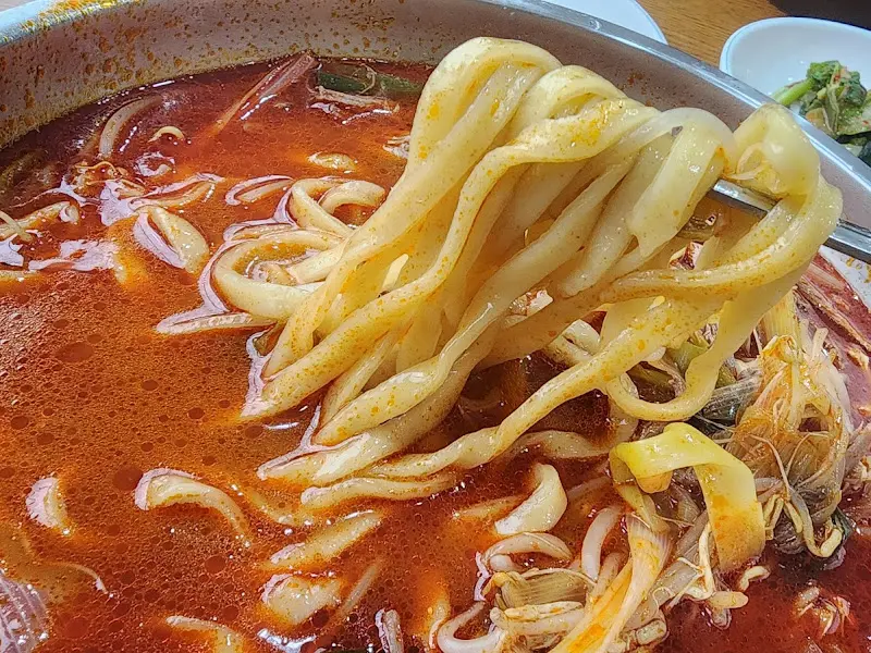 육개장칼국수 면발