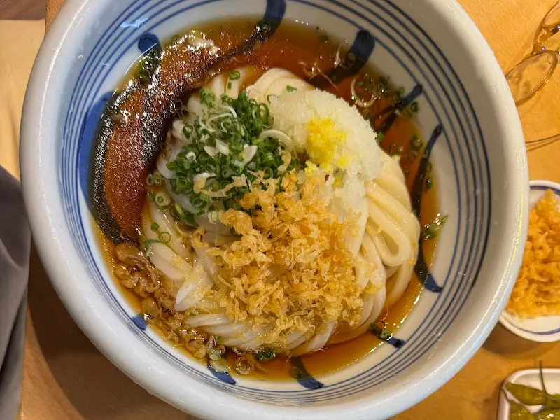 덴뿌라 붓카케 우동의 풀샷