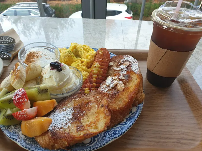 윤뜰 브런치와 음료