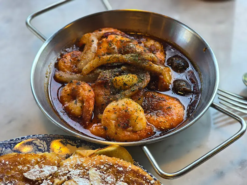 윤뜰 감바스 디테일